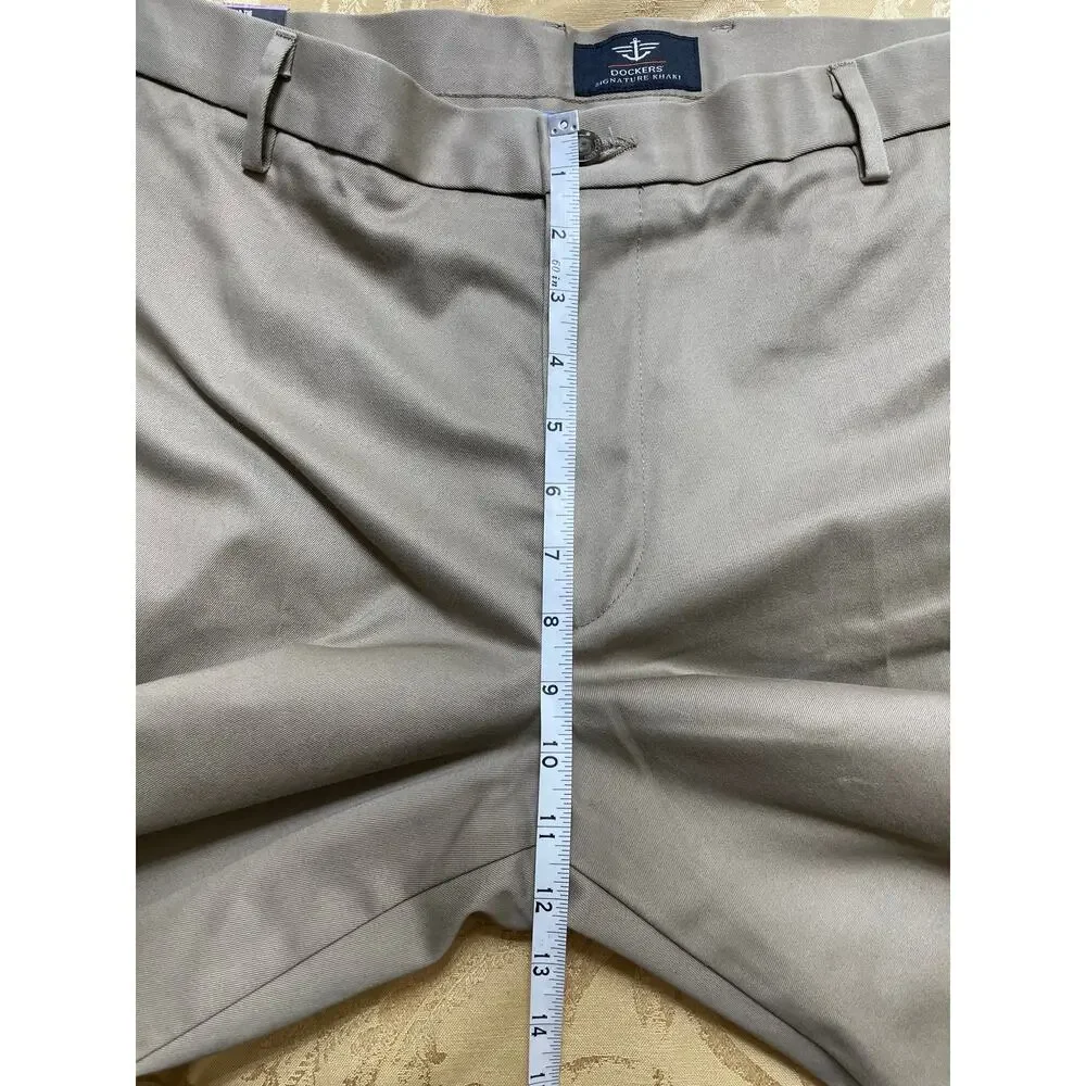 NWT Dockers Mens Pants 38x32 Khakis All Cotton D2 Straight Fit Flat Front Tan